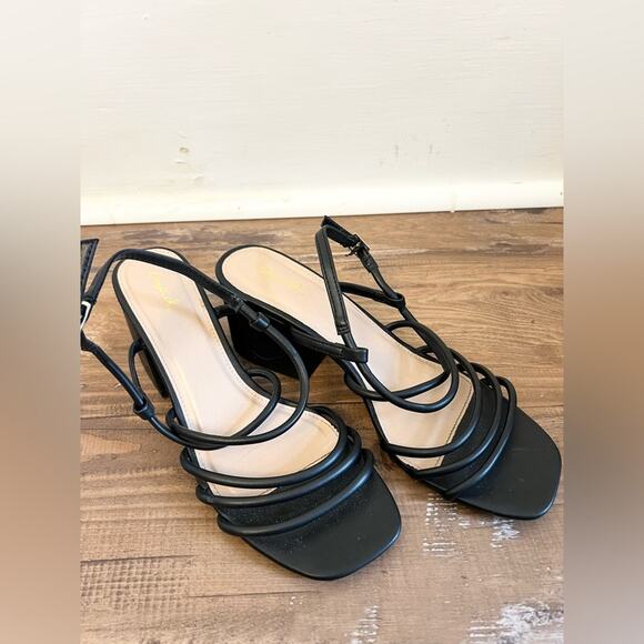 Qupid The Monica Black strappy Sandal chunky heel y2k block heel wedding party - Picture 6 of 9